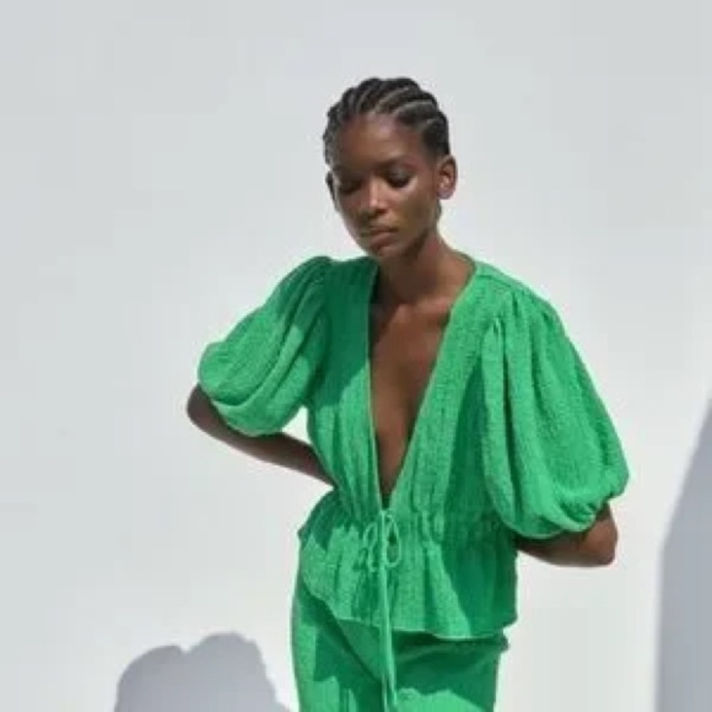 Zara Green Puff Sleeve Women's Top